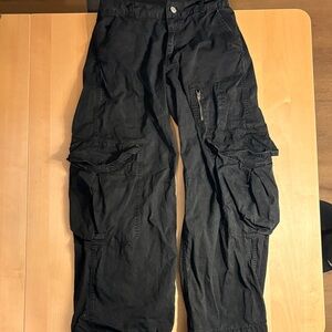 BDG woman's Black Cargo Pants